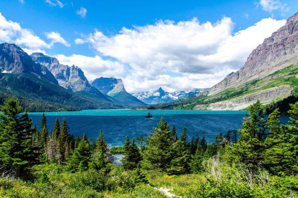 Alpine lake