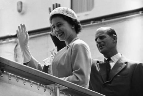 Queen and Prince Philip opening seaway 1959.